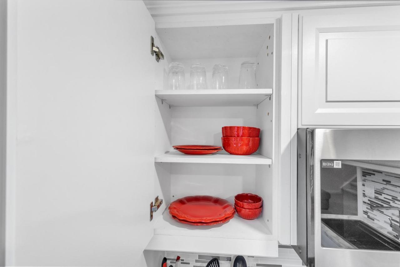 Modern 1 Bedroom + Den In Cambridge Εξωτερικό φωτογραφία