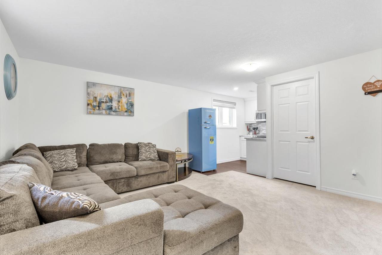 Modern 1 Bedroom + Den In Cambridge Εξωτερικό φωτογραφία