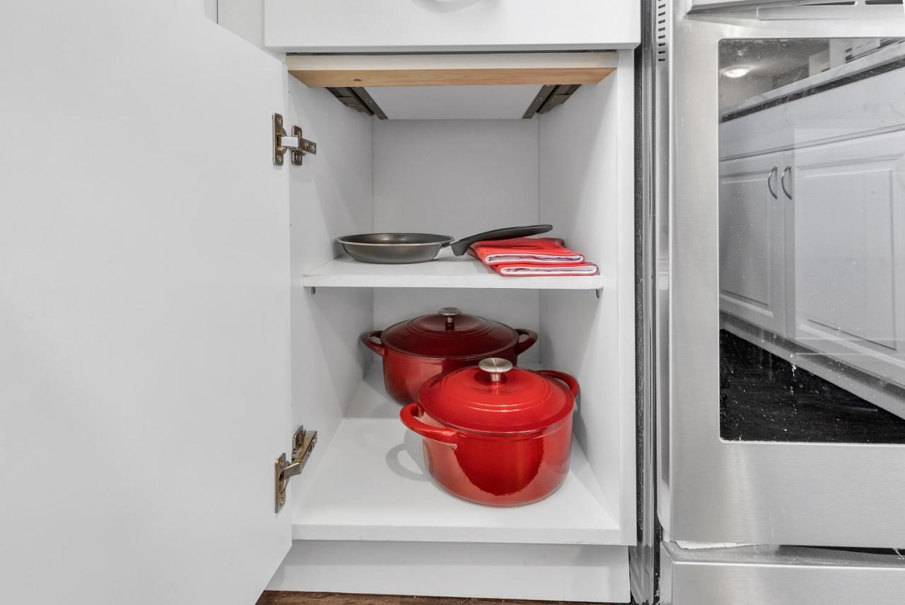 Modern 1 Bedroom + Den In Cambridge Εξωτερικό φωτογραφία